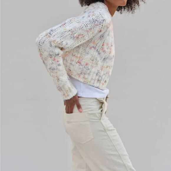 Urban Outfitters Cameron Confetti Cable Knit Crop Cardigan - Picture 2 of 13